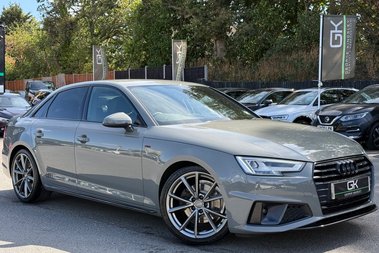 Audi A4 TFSI BLACK EDITION MHEV- APPLE CAR PLAY - REVERSE CAMERA