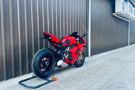 Ducati Panigale V4S Gen 2 25