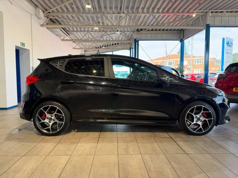 Ford Fiesta 1.5T EcoBoost ST-2 Euro 6 (s/s) 5dr 2