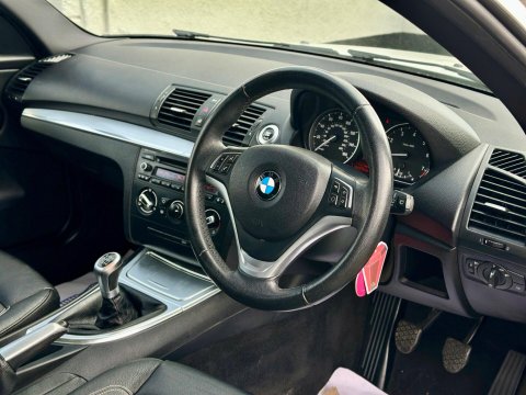 BMW 1 Series 2.0 120i Exclusive Edition Euro 5 (s/s) 2dr 9