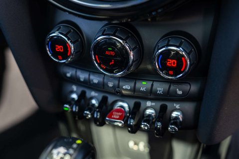 Mini Hatch 2.0 John Cooper Works Auto 3dr 56