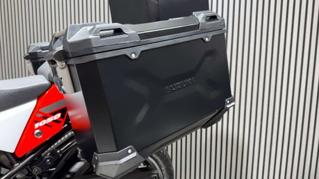 Suzuki V-Strom XT 2022 ONLY 2K FULL LUGGAGE STUNNING ADVENTURE BIKE 22