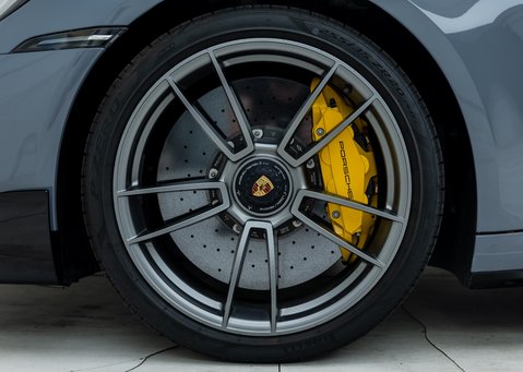 Porsche 911 Turbo S Cabriolet (992) 