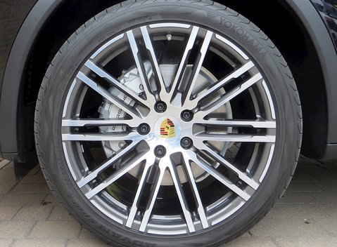 Porsche Cayenne S Diesel 13