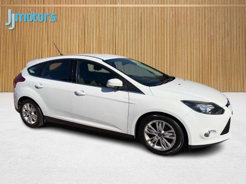 Ford Focus 1.6 TDCi Titanium Navigator Hatchback 5dr Diesel Manual Euro 5 (s/s) (115 p 22