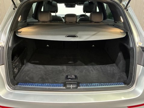 Mercedes-Benz GLC 2.0 GLC250 AMG Line (Premium Plus) G-Tronic+ 4MATIC Euro 6 (s/s) 5dr 46