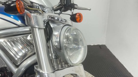 Harley-Davidson Street VROD VRSCR 2007 18K NEW MOT SERVICED RIDES WITHOUT FAULT 1130CC 46