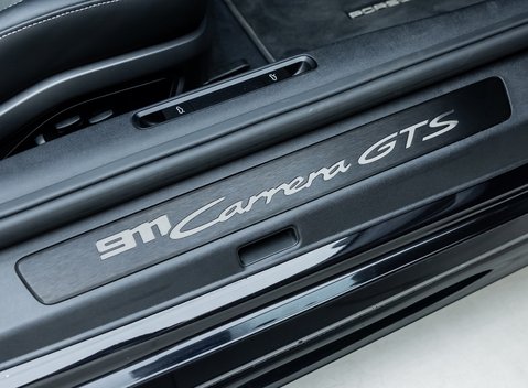 Porsche 911 Carrera GTS Cabriolet (992) 26