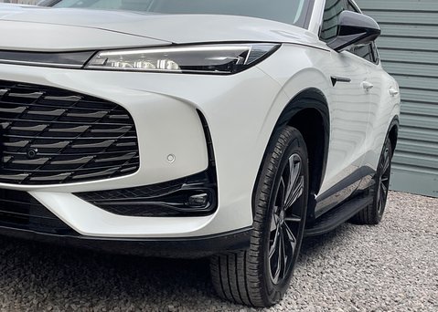 MG HS 1.5 T-GDI PHEV TROPHY 5
