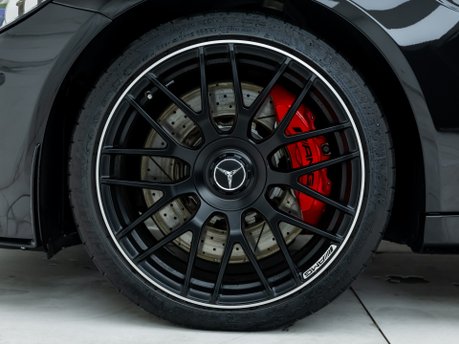 Mercedes-Benz C63 AMG S Coupe 