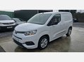 Toyota Proace City design L1 H1 SWB 1.5d 100ps eu6 nav 6 Speed 5