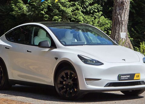 Tesla Model Y ModeL Y Long Range AWD 4WD 5dr 55