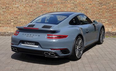 Porsche 911 (991) Turbo 24