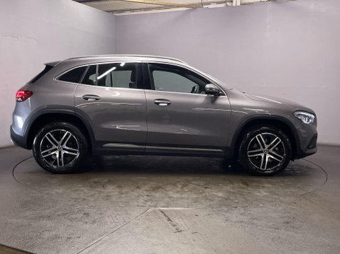 Mercedes-Benz GLA 2.0 GLA200d Sport SUV 5dr Diesel 8G-DCT Euro 6 (s/s) (150 ps) 9