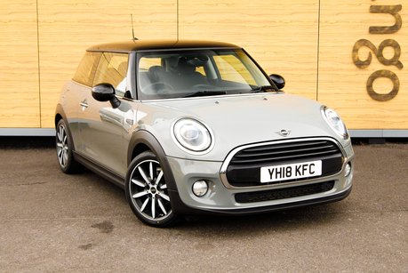 Mini Hatch COOPER