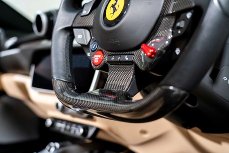 Ferrari Portofino FULL FSH. PASSENGER DISPLAY. SPORTS EXHAUST. MAGNERIDE SUSPENSION. 35