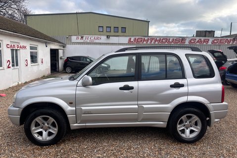 Suzuki Grand Vitara 2.0 16V LOOK! ONLY 63000 MILES! 4x4! ONE OWNER FROM NEW! FSH! 9