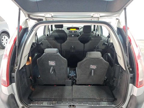 Citroen C4 Picasso 1.6 C4 Grand Picasso LX 5dr 10