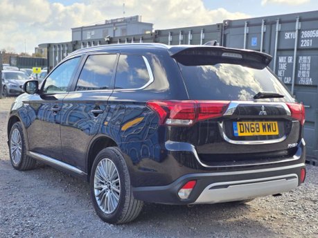 Mitsubishi Outlander 2.4h TwinMotor 13.8kWh 4h SUV 5dr Petrol Plug-in Hybrid CVT 4WD Euro 6 (s/s 4