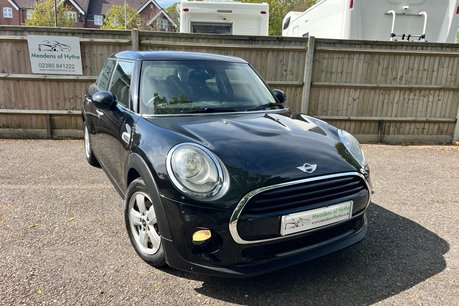 Mini Hatch 1.5 COOPER D CHILLI 5Dr