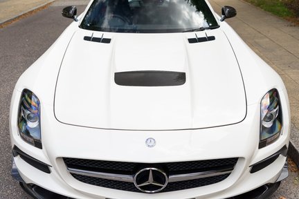 Mercedes-Benz SLS Black Series 8