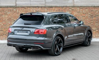 Bentley Bentayga 7