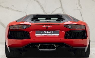 Lamborghini Aventador LP 700-4 Pirelli Edition 5