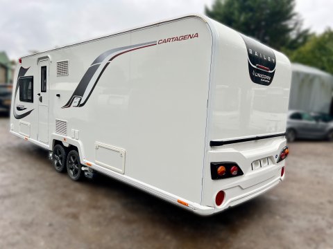 Bailey Unicorn Cartagena Black Ed 9