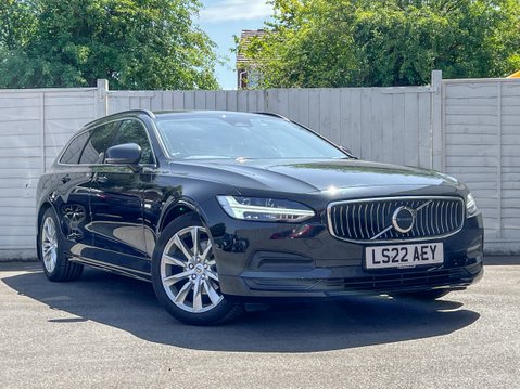 Volvo V90 2.0 B4 MHEV Core Estate 5dr Petrol Hybrid Auto Euro 6 (s/s) (197 ps) 4