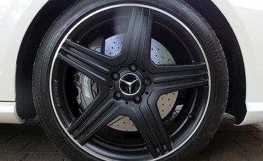 Mercedes-Benz CLS AMG 11