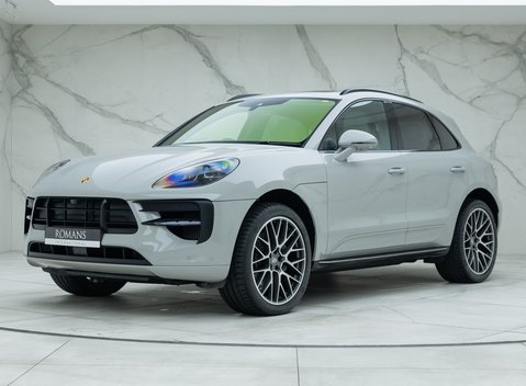 Porsche Macan S 1