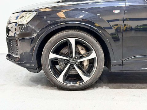 Audi Q7 3.0 TDI V6 50 Black Edition SUV 5dr Diesel Tiptronic quattro Euro 6 (s/s) ( 35