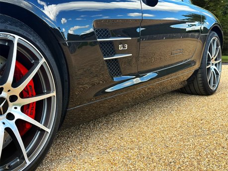 Mercedes-Benz SLS AMG Coupe 18