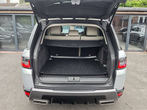 Land Rover Range Rover Sport 3.0 Range Rover Sport HSE D MHEV Auto 4WD 5dr 15