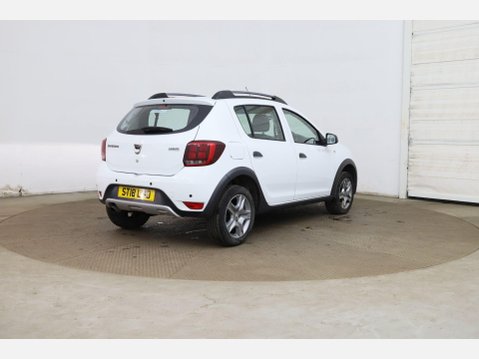 Dacia Sandero Stepway 0.9 TCe Laureate Euro 6 (s/s) 5dr 6