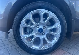 Ford Ecosport TITANIUM 12