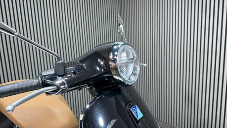 Piaggio Vespa Primavera 2021 ONLY 612 MILES NEW MOT SERVICED 50CC AUTO 30