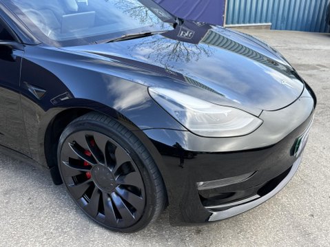 Tesla Model 3 (Dual Motor) Performance Saloon 4dr Electric Auto 4WDE (Performance Upgrade 13