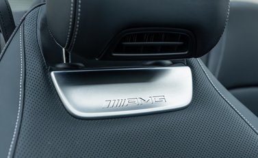 Mercedes-Benz SL Class SL63 AMG PERFORMANCE 19