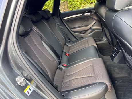 Audi A3 1.5 TFSI CoD Black Edition Sportback S Tronic Euro 6 (s/s) 5dr 33