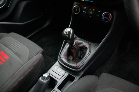 Ford Fiesta ST-LINE EDITION MHEV 30