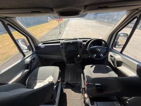 Mercedes-Benz Sprinter RACE VAN CAMPER VAN MOTORHOME 13