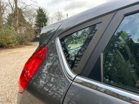 Ford Fiesta 1.25 Zetec Euro 6 5dr 48