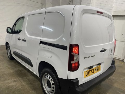 Peugeot Partner BLUEHDI PROFESSIONAL PREMIUM PLUS L1 9