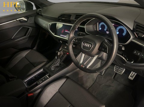 Audi Q3 1.5 TFSI CoD 35 S line SUV 5dr Petrol S Tronic Euro 6 (s/s) (150 ps) Revers 12