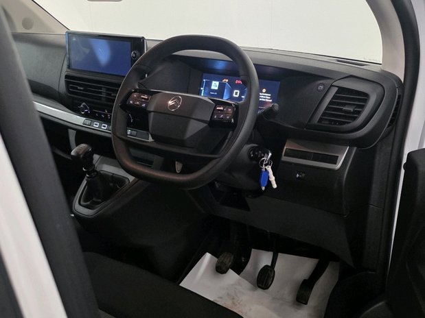 Citroen Dispatch CITROEN DISPATCH XL DIESEL 2.0 Blue HDi145ps Crewvan Enterprise 14