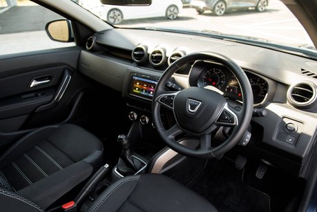Dacia Duster PRESTIGE SCE