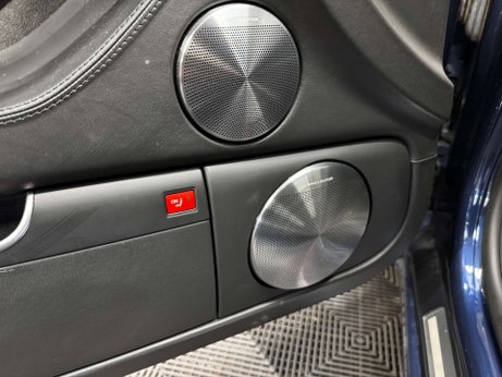 Audi S8 5.2 FSI Saloon 4dr Petrol Automatic quattro (319 g/km, 444 bhp) 32