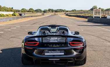Porsche 918 Spyder 4