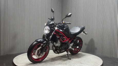 Suzuki SV650 2018 30K NEW MOT NAKED 650CC A2 V TWIN SERVICED 8